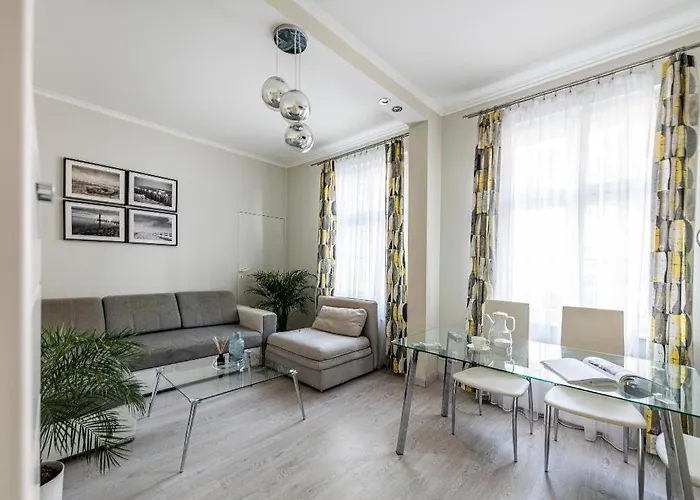 Beach Apartment I Plazowy Happy Hours